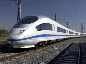 泛亚铁路：中国云南省玉溪至蒙自段全线铺通
